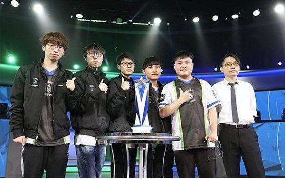 更是一段传 更是一段传